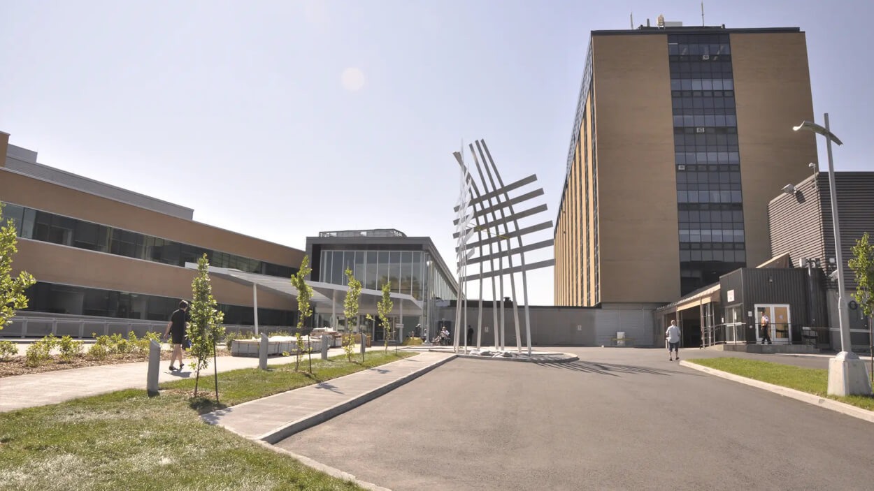 Quebec plans $672M hospital expansion in Longueuil