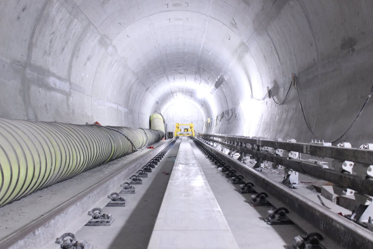 Broadway Subway, SkyTrain extension work reach major milestones